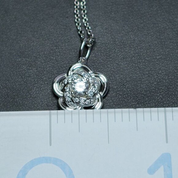 Sterling Silver Flower Pendant Necklace With Sparkling Center Stone (NWOT) - Picture 7 of 7